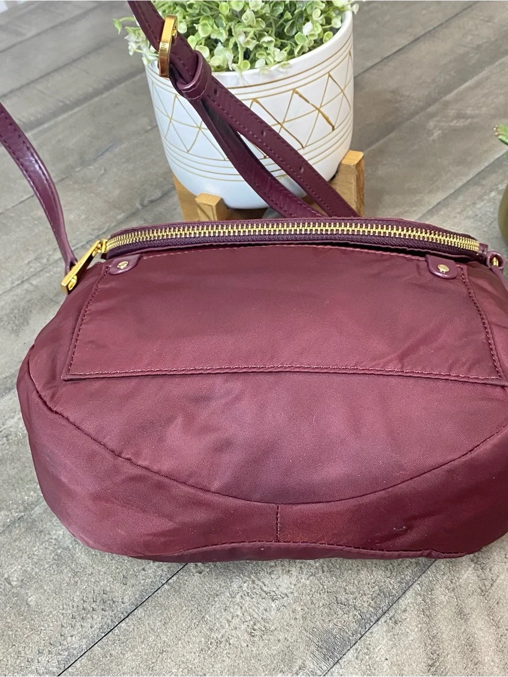 Marc Jacobs Preppy Nylon Mini Natasha Crossbody Bag Burgundy Gold Hardware
